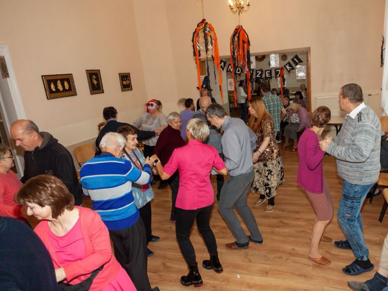 zabawa andrzejkowa w pałacu