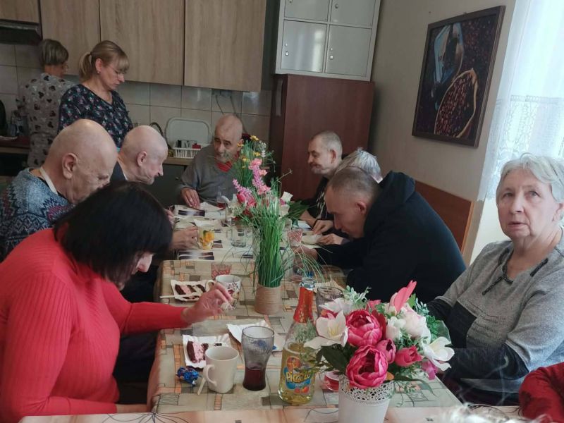 mieszkańcy situją urodziny