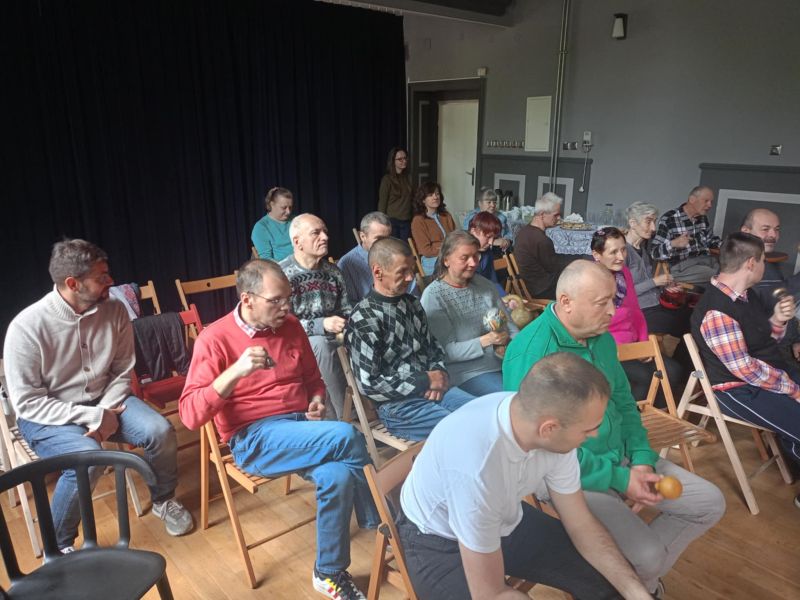 mieszkańcy domu na recitalu