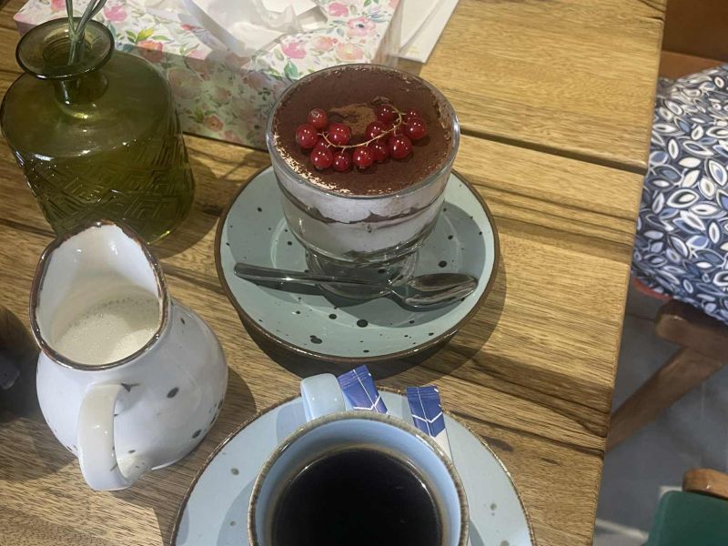 filiżanka kawy i mleczko