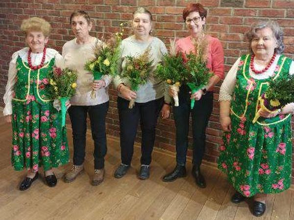 Mieszkanki PDPS z palmami wielkanocnymi